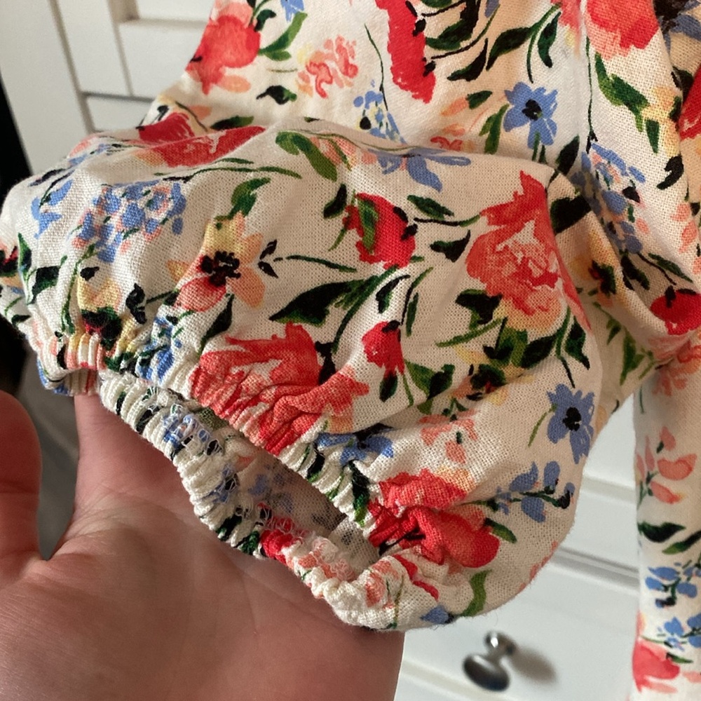 Floral top - Picture 4 of 5